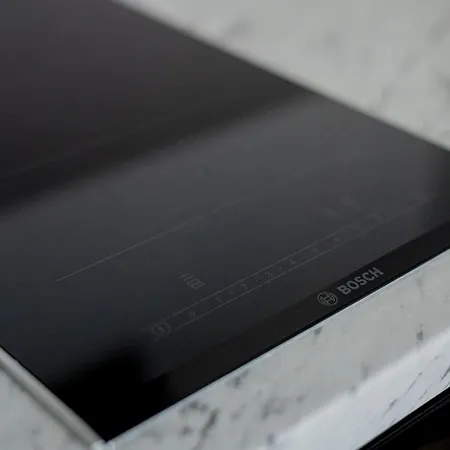 Modern In Prestigious Quiet Center Apartment *