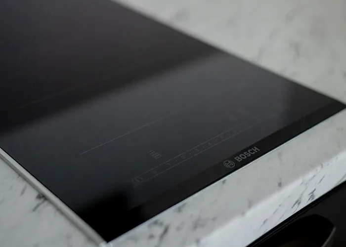 Modern In Prestigious Quiet Center Apartment *